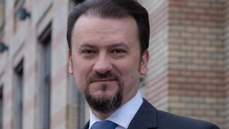 Scandal total! Vicepreședintele CNA Valentin Jucan îl face NAZIST pe Trump. Ana Maria Pacuraru, jurnalistă Realitatea PLUS: Este ceva halucinant, de neimaginat