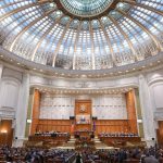 Legea împotriva parlamentarilor chiulangii a fost promulgată. Cum vor fi pedepsiți aleșii care fentează ședințele Legislativului