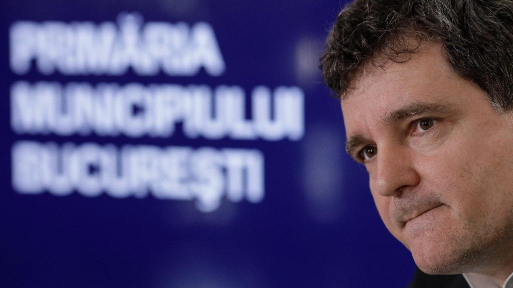 Sorin Grindeanu îl acuză pe Nicușor Dan de "tumbe electorale": Cel mai simplu este să alergi singur pe culoar, nu?!