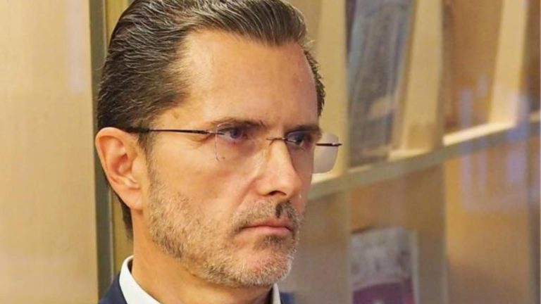 SURSE: Bănescu (CNA) nu participă la audieri, după cenzură. Ședința din Parlament s-a amânat
