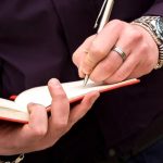 Inteligența artificială uimește! Un șofer și-a anulat amenda rutieră cu ajutorul ChatGPT și acum cere despăgubiri folosind aceeași metodă, fără a avea nevoie de un avocat