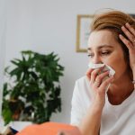 Cum poți combate alergiile de primăvară. Sfaturi utile pentru cei care se confruntă cu această problemă