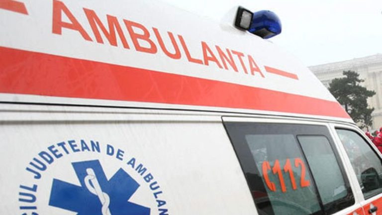 Descoperire macabră într-o parcare de lângă un centru comercial din Cluj: un bărbat de 56 de ani a fost găsit mort