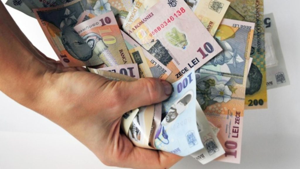 Plata cu bani cash, la un pas de dispariție. Când se introduce portofelul electronic