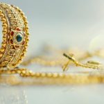 Cum a înșelat o femeie din Slatina o casă de amanet cu 200.000 de lei. Trucul folosit pentru a păcăli vigilența personalului