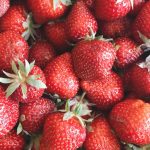 Cum se îngrijește corect căpșunul pentru a avea parte de fructe delicioase din primăvara până toamna