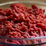Ce trebuie să punem în carnea tocată, pentru a fi mai suculentă și mai gustoasă. Secretul celor mai iscusite gospodine