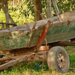 Căruță în care se aflau 8 copii, spulberată de un camion. Accident cumplit, în jud. Sibiu. Victimele, duse de urgență la spital