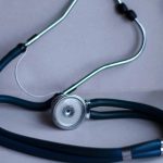 Alarmă medicală: primul caz confirmat de gripă transmisă de la om la animal. Specialiștii vorbesc despre „o bombă biologică cu ceas”