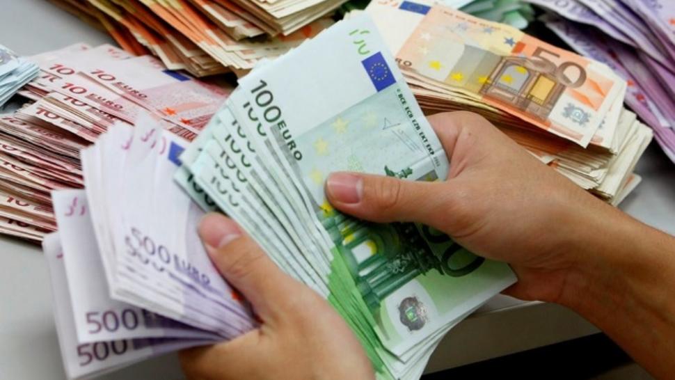 România a sărăcit. Rezervele valutare, în scădere cu peste jumătate de miliard de euro