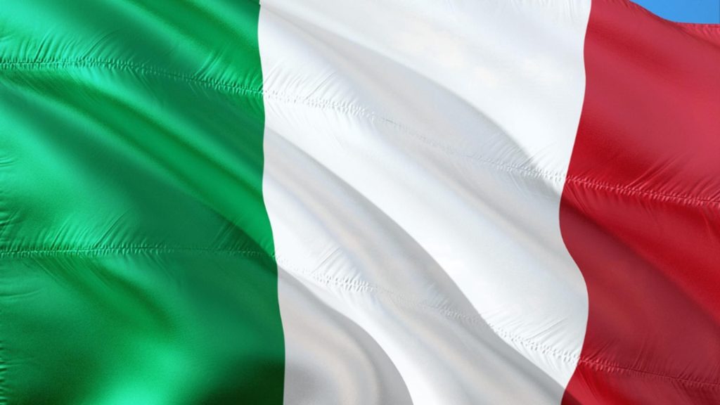 Veste proastă pentru milioanele de români din Italia. Ce se va întâmplă din cauza noilor tarife vamale anunțate de Donald Trump