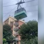Tragedie în Italia. Patru oameni au murit după ce au căzut cu telecabina