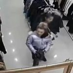 Haine în valoare de 9000 de lei, furate dintr-un mall din Cluj. Printre hoațe, și o minoră