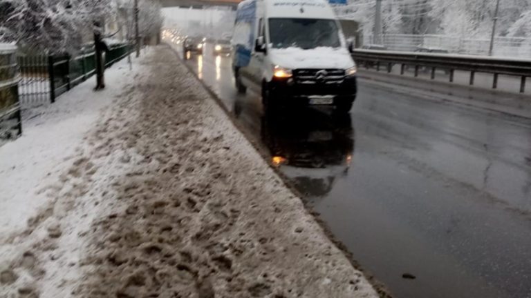 Anunț de ultimă oră de la ANM. Vor fi ninsori și lapoviță, inclusiv în București