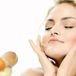 Cum să ai un ten impecabil de Paște. Ingredientul din bucătărie care conferă fermitate și are efect de botox