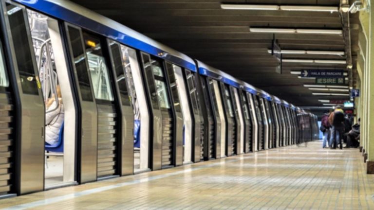 Probleme la metrou, după ce un tren s-a defectat în staţia Basarab 2. Cum se circulă acum: anunțul Metrorex