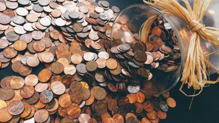 O monedă veche românească a ajuns să se vândă cu 10.000 de lei.  Cei care o găsesc prin casă au dat lovitura