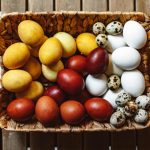 Metode naturale prin care poți să vopsești ouăle pe Paște. Cele mai eficiente soluții pe care le foloseau bunicile noastre