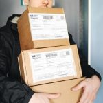 Țeapă cu un telefon „nou” pe internet: un pensionar a avut parte de șocul vieții