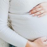 Semnal de alarmă major tras de medici: Aproximativ 50% dintre femeile care nasc la spital sunt minore. Unele paciente au sub 14 ani