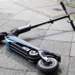 Și-a găsit sfârșitul la 15 ani, după ce s-a răsturnat cu trotineta electrică. Moarte tragice pentru o adolescentă din Argeș