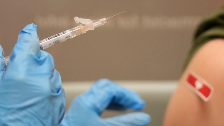 COD ROȘU de nevaccinare. În 7 județe nici jumătate dintre copiii cu vârsta de până la un an NU sunt imunizați ROR