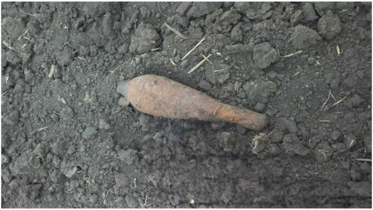 Alertă în Olt. Bombă cu focosul activ, descoperită în timpul unor lucrări agricole
