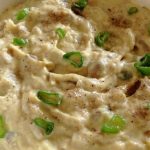 Cum să prepari salata de vinete. Cu ce poți să înlocuiești maioneza. Are un gust mai bun și este mult mai sănătoasă