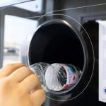 UE le pune bețe în roate românilor care colectează sticle și PET-uri. Garanția de 0,5 lei ar putea deveni istorie