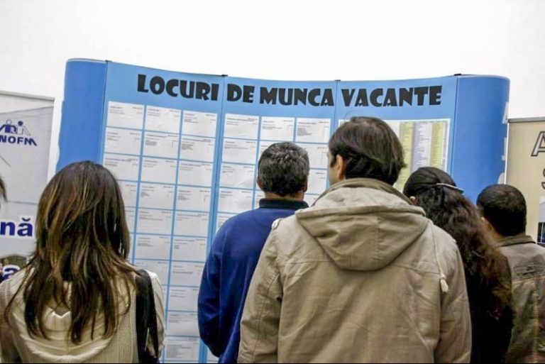 Se adâncește criza pe piața muncii. Rata șomajului a crescut și se apropie de 6%