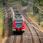 CFR Călători suplimentează numărul de trenuri spre şi dinspre litoral, în minivacanţa de 1 Mai