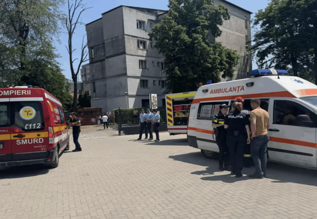 Prăbușirea tavanului într-un spațiu de joacă din Botoșani: analiza unui incident îngrijorător