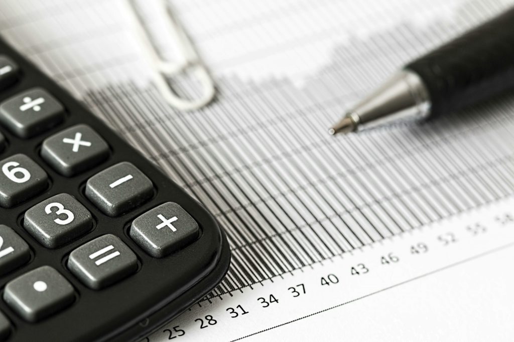Noua taxă propusă în România: O analiză detaliată asupra impactului economic și social