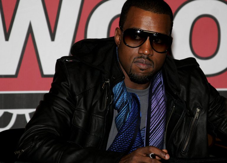 Kanye West își schimbă din nou numele: Semnificații și implicații ale transformării artistice