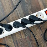 Impactul noilor tarife pentru energia electrică în România: Ce trebuie să știe consumatorii înainte de 1 iulie 2025