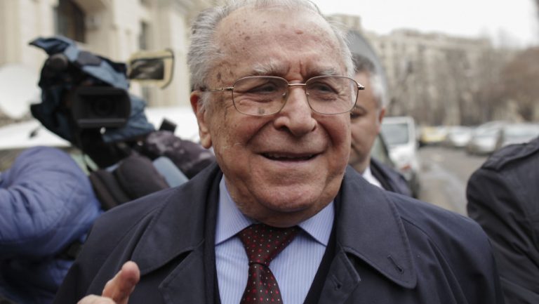 Starea de sănătate a lui Ion Iliescu: O analiză detaliată a diagnosticării și implicațiilor pentru un simbol al tranziției românești