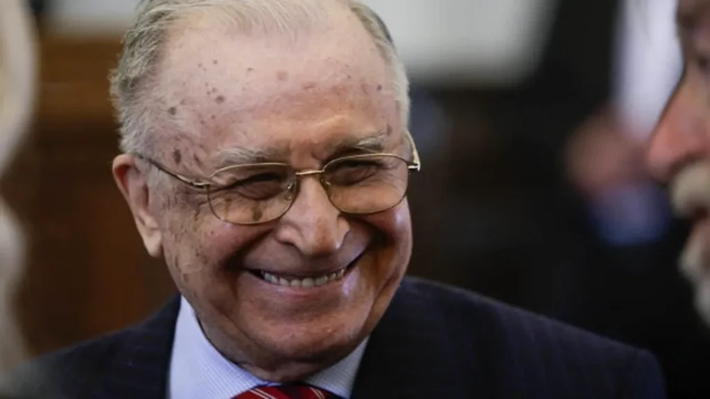Controversele Inmormântării lui Ion Iliescu: Un Reflex al Istoriei Contemporane a României