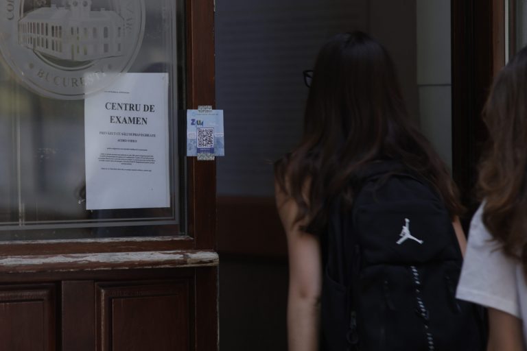 Bacalaureat 2025: Provocările și Implicațiile Examenului de Informatică