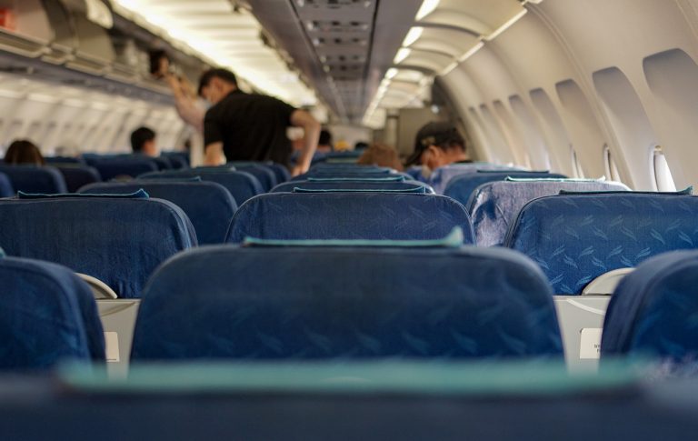 Analiza locurilor cele mai sigure dintr-un avion: Lecții din tragedia aviatică din India