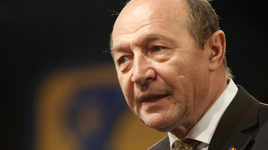 Traian Băsescu: O nouă etapă în lupta cu sănătatea - Detalii despre operația pe inimă a fostului președinte