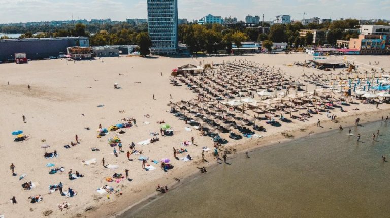 Creșterea Prețurilor pe Litoralul Românesc: O Analiză Detaliată a Impactului Asupra Turiștilor și Economiei Locale