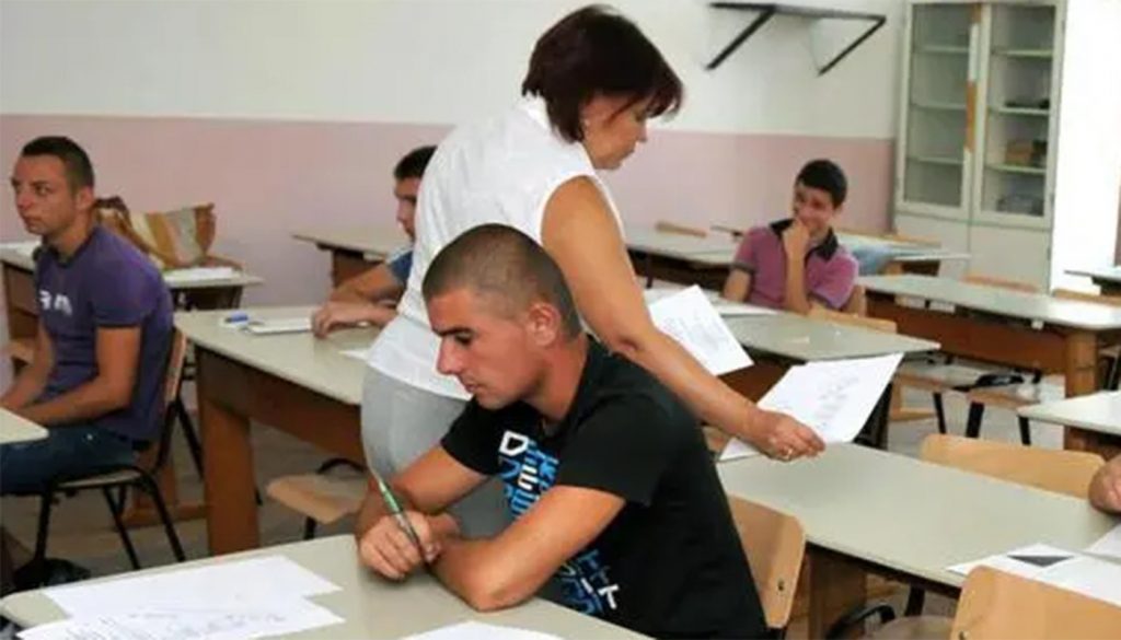 Realitatea alarmantă a examenului de Bacalaureat în Vetrișoaia: O privire detaliată asupra provocărilor educaționale dintr-un sat din Vaslui
