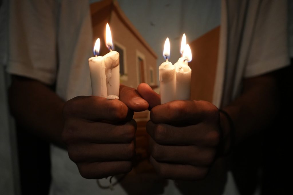 Atentatul sinucigaș din Damasc: O analiză profundă a impactului și implicațiilor sociale, politice și religioase