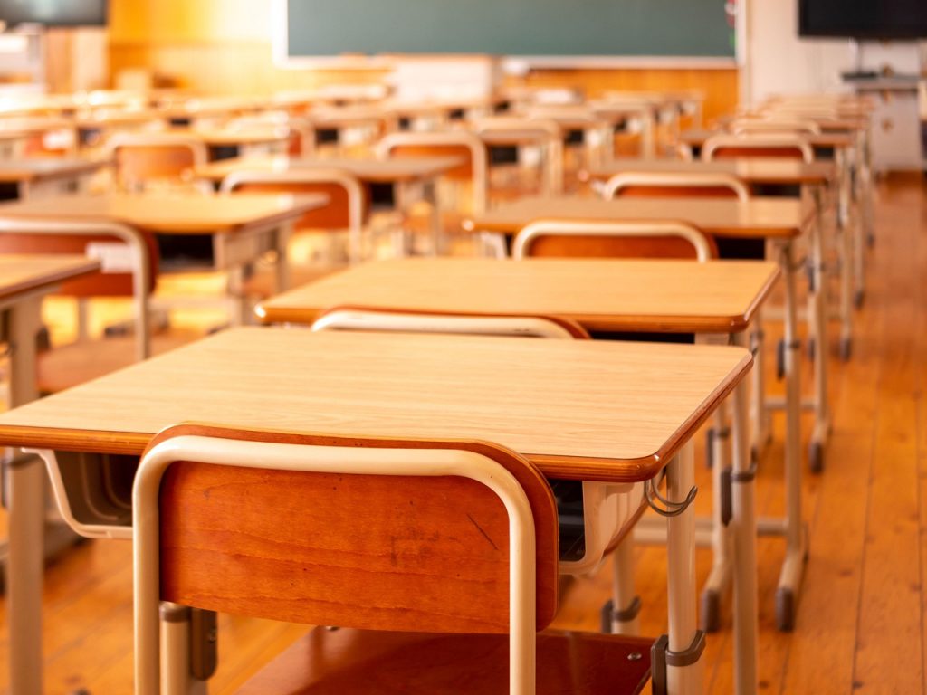 Reforma educațională propusă de Ilie Bolojan: O nouă eră pentru școlile din România?