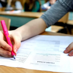 Controversa Bacalaureatului: Dreptate pentru o Elevă din Mehedinți în Fața Sistemului Educațional