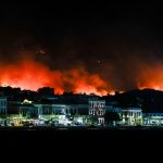 Incendiile devastatoare din Grecia: O analiză a stării de urgență pe insula Chios