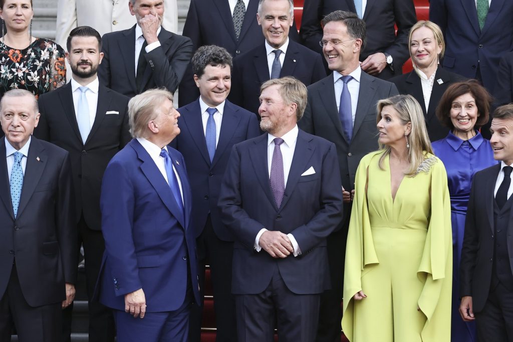 Summitul NATO de la Haga: O analiză detaliată a întâlnirii istorice și a implicațiilor sale globale