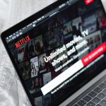 Revitalizarea unei comedii romantice: „The Bounty Hunter” pe Netflix