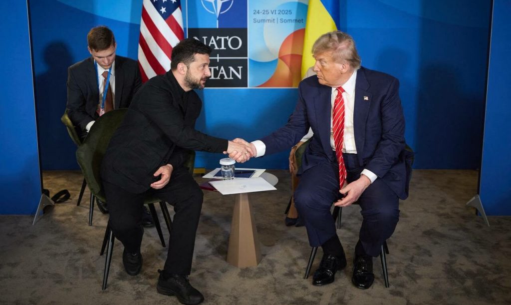 Schimbarea de stil a lui Volodimir Zelenski: De la uniforma militară la costum elegant la summitul NATO