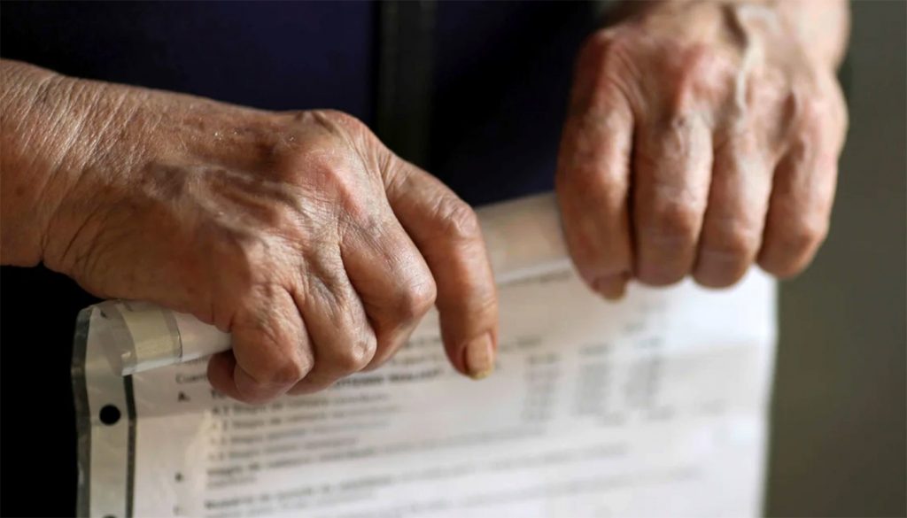 Impactul suspendării indexării pensiilor în România: o analiză detaliată a consecințelor pentru pensionarii cu venituri mari